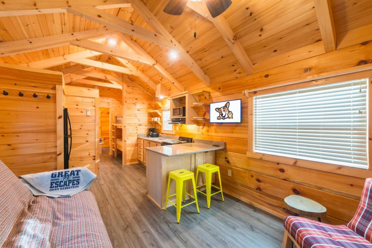 Great Escapes Rv Resort Bryan College Station Ngoại thất bức ảnh