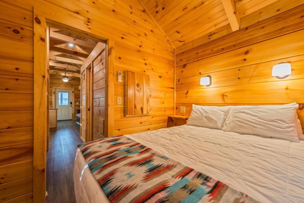 Great Escapes Rv Resort Bryan College Station Ngoại thất bức ảnh