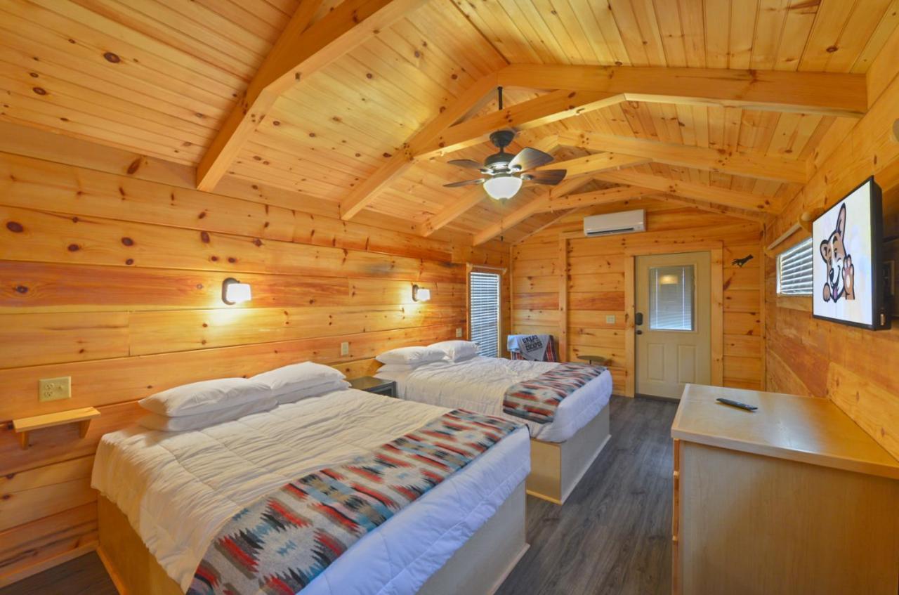 Great Escapes Rv Resort Bryan College Station Ngoại thất bức ảnh